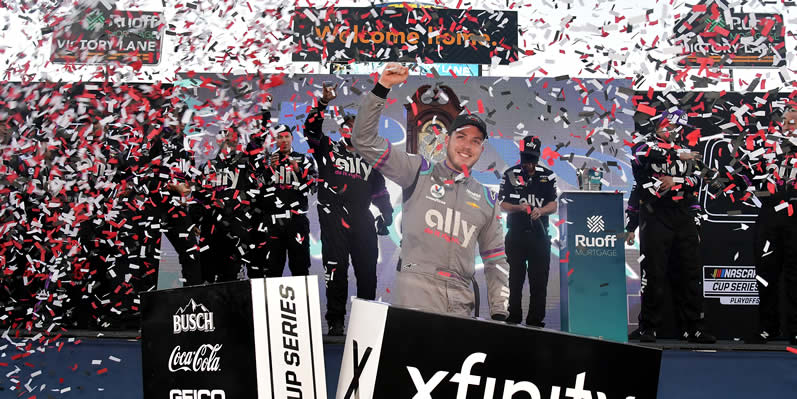 Alex Bowman celebrates in the Ruoff Mortgage victory lane