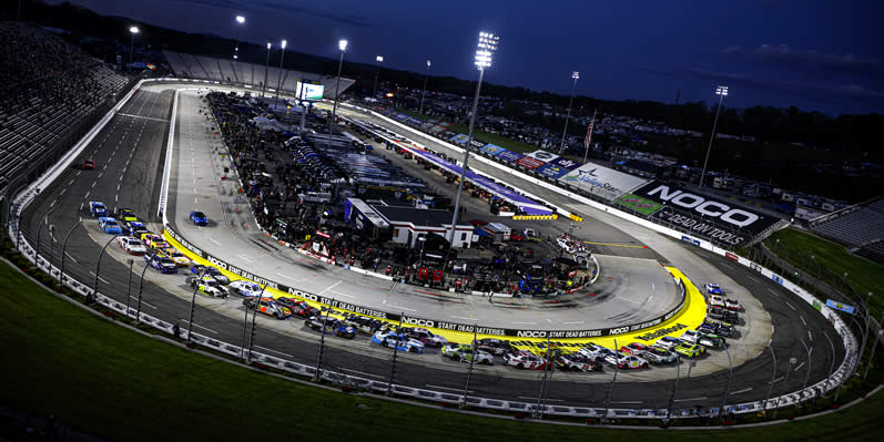 A general view of racing at Martinsville Speedway