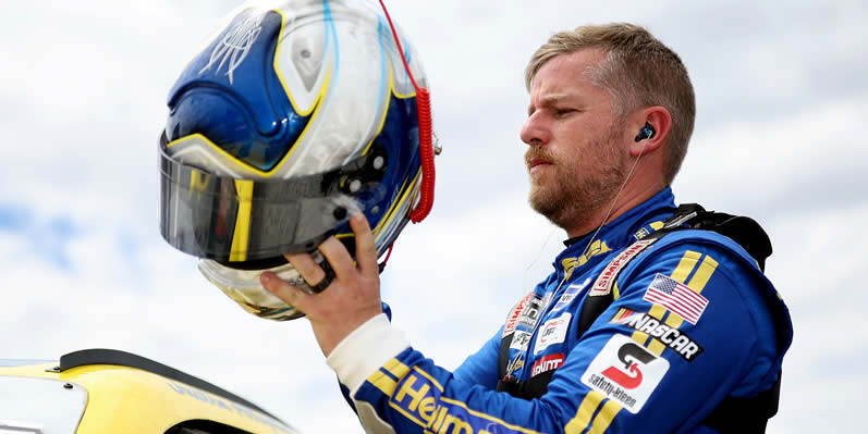 Justin Allgaier prepares for the race