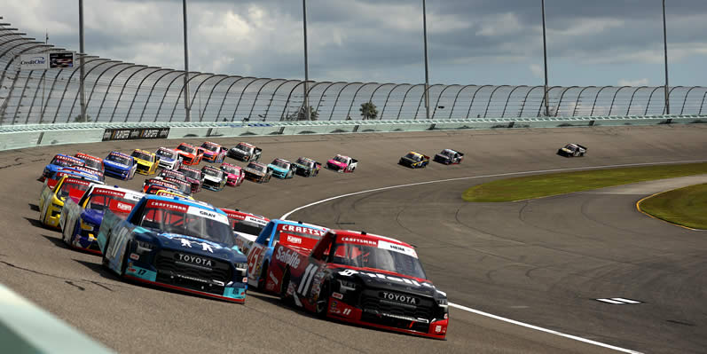 Corey Heim and Taylor Gray race