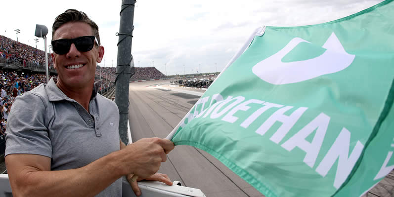 Honorary Starter Carl Edwards