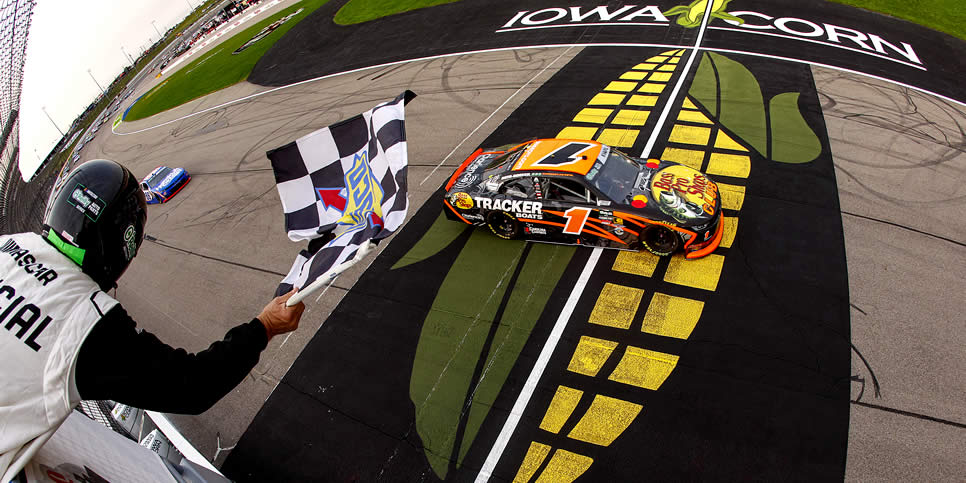 Carson Kvapil takes the checkered flag to win