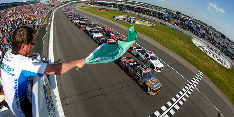 Jake Garcia leads the field to the green flag