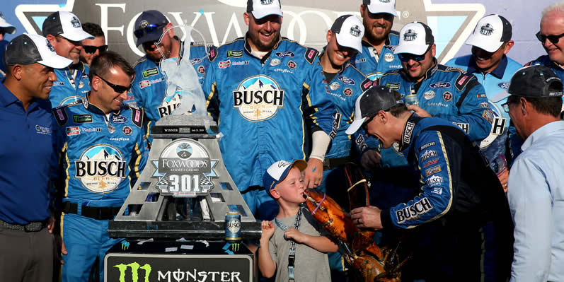 Kevin Harvick celebrates with his son Keelan