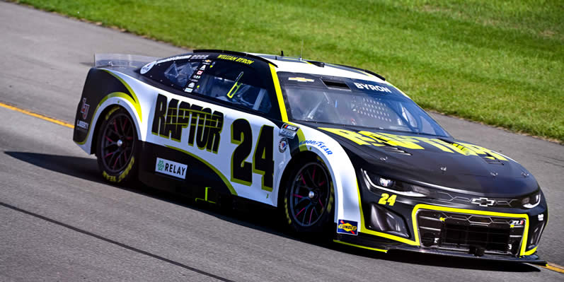 William Byron drives during qualifying