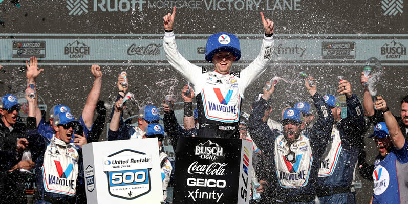 William Byron, celebrates in victory lane